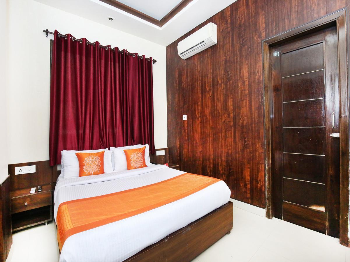 Hotel Golden Heritage Amritsar Buitenkant foto